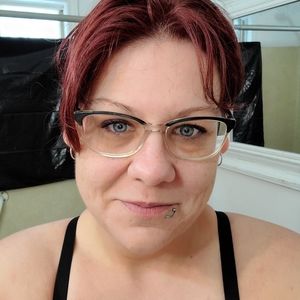 Meet your Posher, Carol